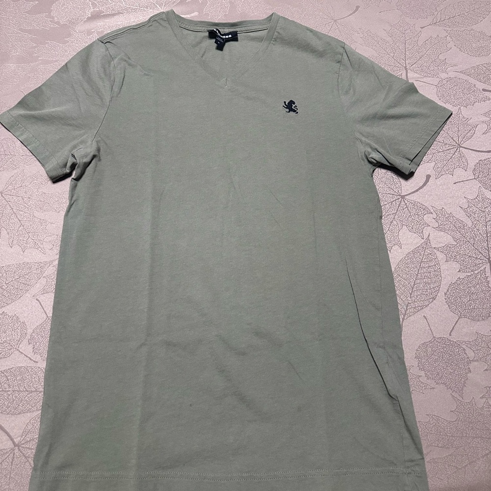 Express Tshirt Mens Medium